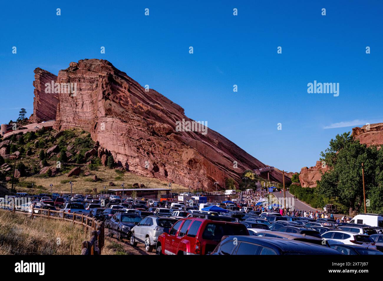 Konzertbesucher im Red Rocks State Park in der Nähe von Denver im Colorado Jefferson County Stockfoto