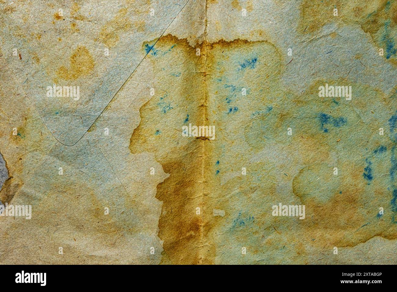 Vorderansicht eines alten offenen Luftpostpapierumschlags Stockfoto