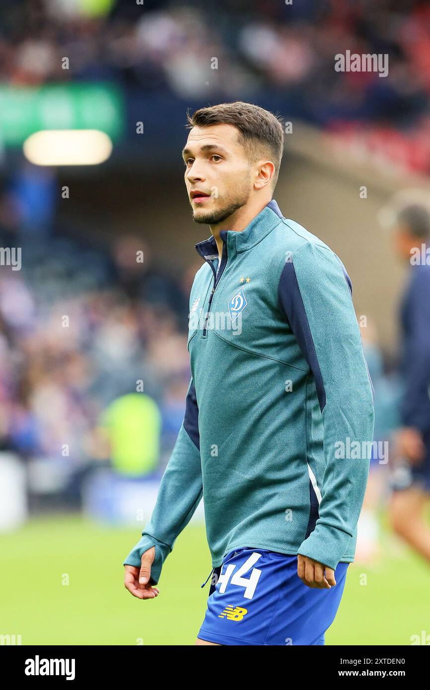 VLADYSLAV DUBINCHAK, Profi-Fußballspieler, der derzeit für Dynamo Kiew aus der Ukraine spielt. Während eines Trainings vor dem Spiel und Aufwärmtraining Stockfoto