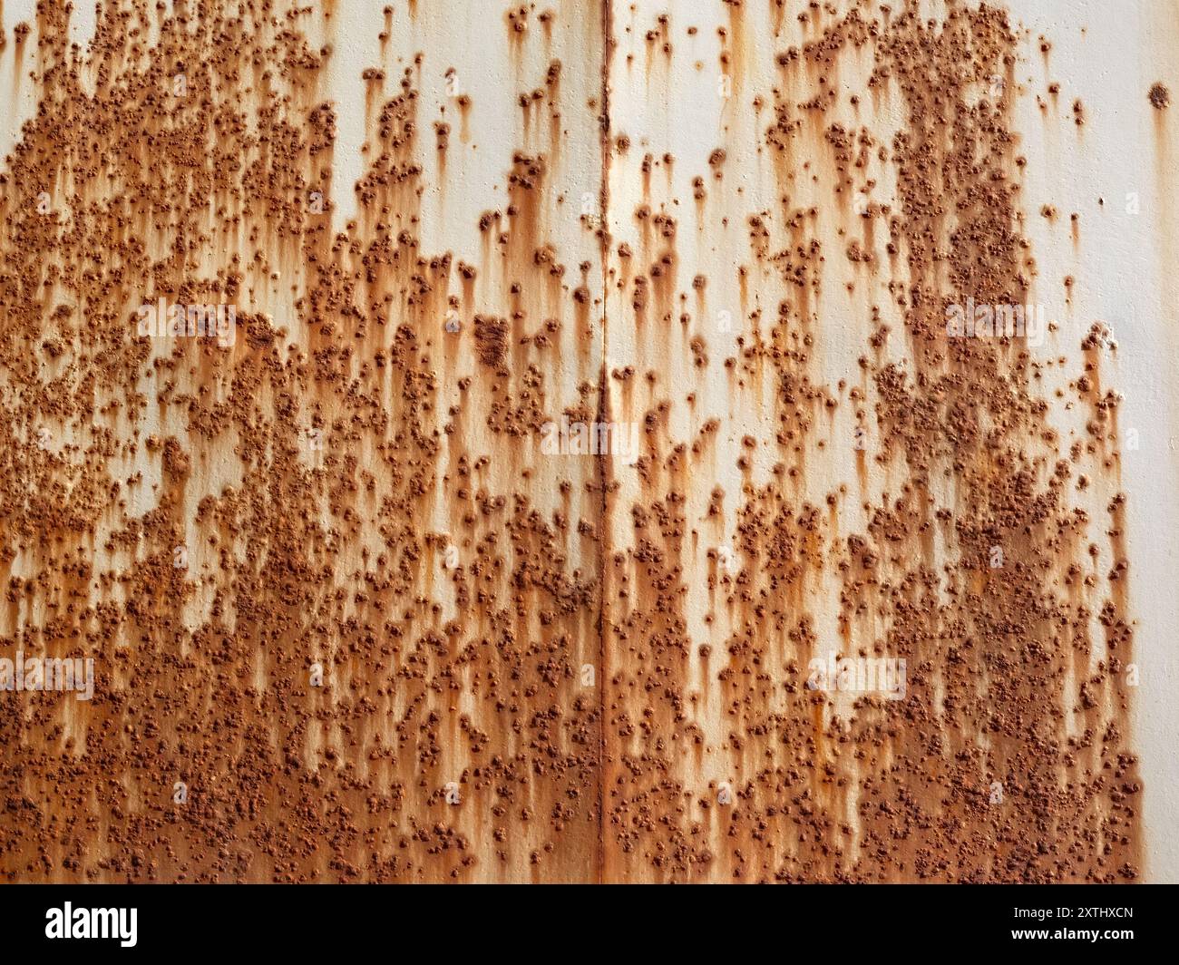 Hintergrundbild einer rostigen Eisen- oder Stahlplatte Stockfoto
