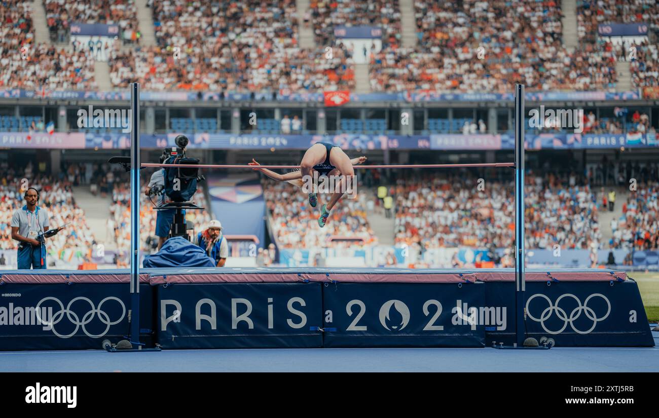 Elena Kulichenko nahm am Hochsprung der Olympischen Spiele 2024 in Paris Teil. Stockfoto