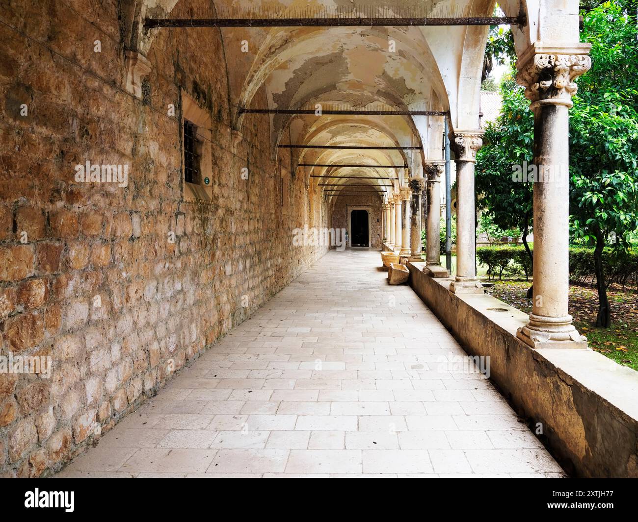 Kreuzgang im Benediktinerkloster auf Lokrum Insel Dubrovnik Dalmatien Kroatien Stockfoto