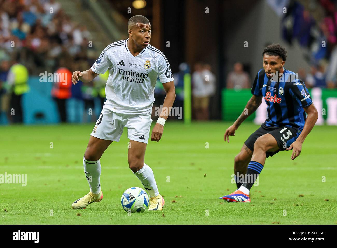 2024.08.14 Warszawa Pilka nozna Stadion Narodowy UEFA Superpuchar Europy Real Madryt CF - Atalanta BC N/z Kylian Mbappe Ederson Foto Pawel Jaskolka/PressFocus 2024.08.14 Warschauer Fußball-Nationalstadion UEFA Super Cup Real Madrid - Atalanta BC Credit: Pawel Jaskolka/PressFocus/NEWSPIX. PL --- NEWSPIX.PL POLEN RAUS !!!! Newspix/PRESSINPHOTO Credit: PRESSINPHOTO SPORTS AGENCY/Alamy Live News Stockfoto