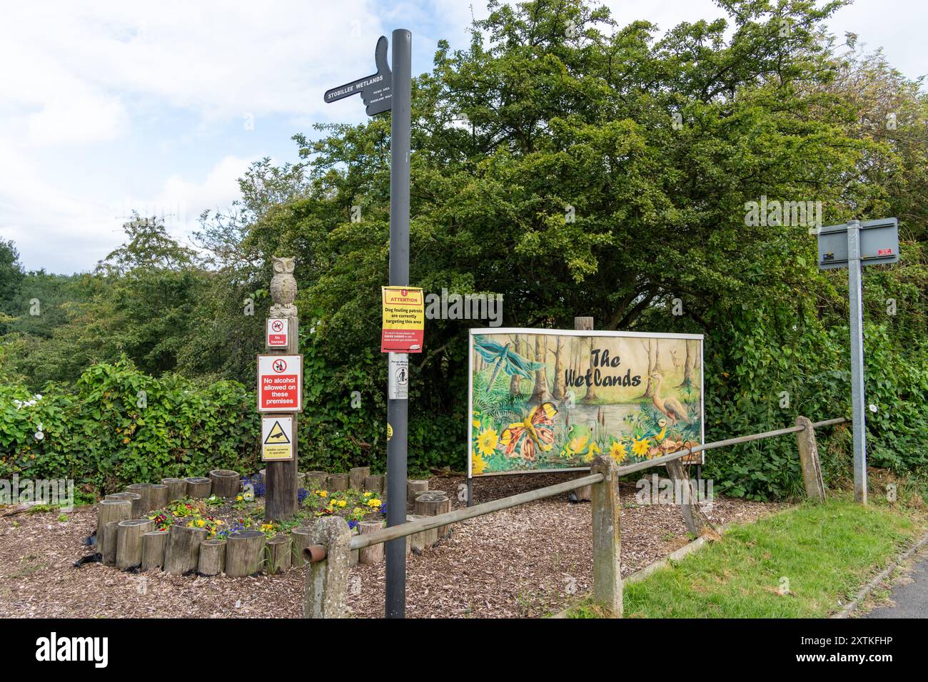 Langley Park, County Durham, Großbritannien. Eintritt zu den Feuchtgebieten oder Stobillee Feuchtgebieten Picknickbereich und Gärten. Stockfoto