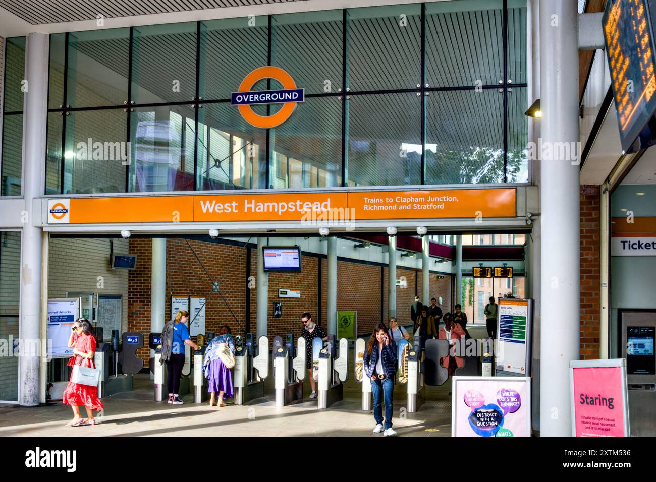 West Hampstead Overground Station, Borough of Camden, London, England, Großbritannien Stockfoto