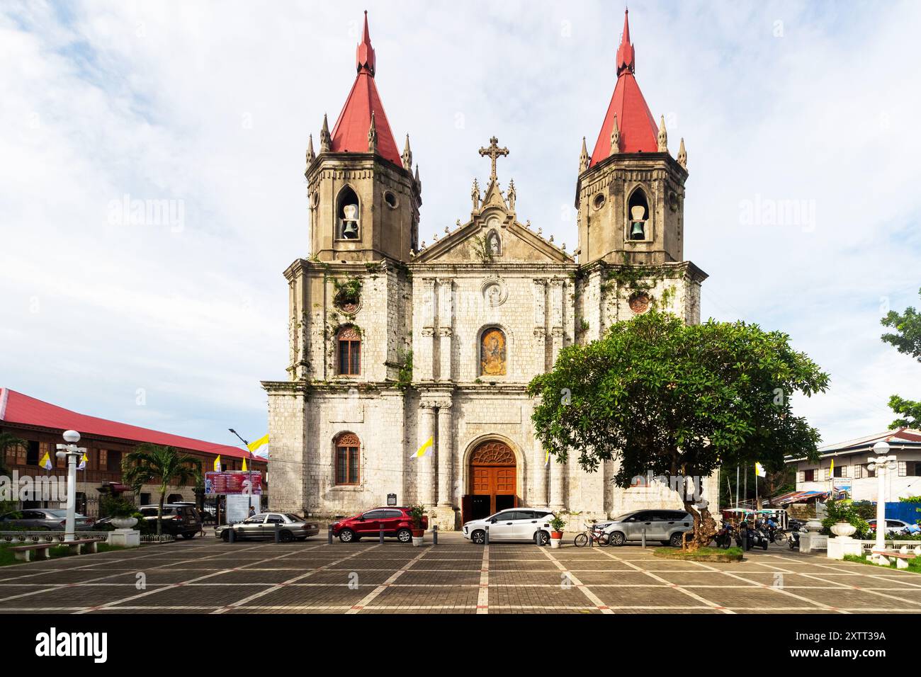 Fassade der Santa Ana Pfarrkirche im Bezirk Molo, Iloilo City, Philippinen Stockfoto