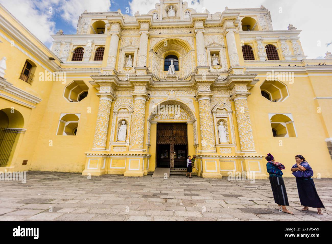 Kirche des Klosters La Merced, Ultrabarroco guatemalteco, siglo XVI, Antigua Guatemala, Departement Sacatepéquez, Guatemala Stockfoto