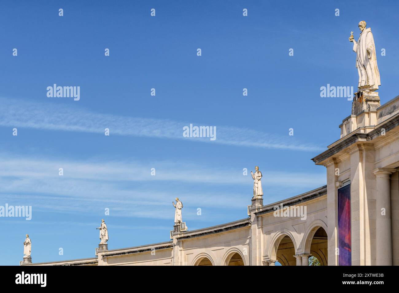 Heiligtum unserer Lieben Frau vom Rosenkranz von Fatima in Cova da Iria, Stadt Fatima, Portugal, eines der marianischen Heiligtümer der Welt, Europa. Stockfoto