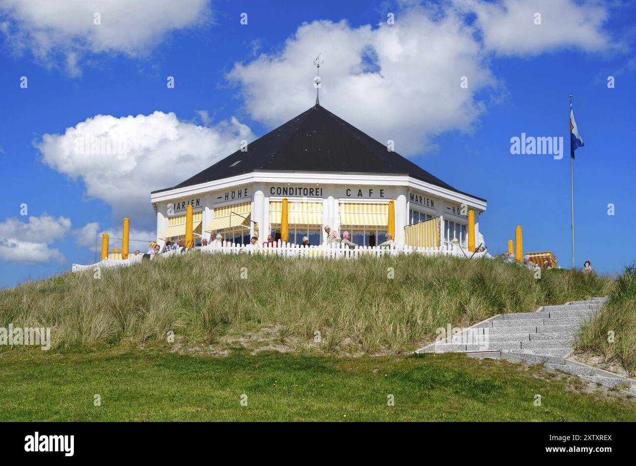 Cafe Marienhoehe auf der Nordseeinsel Norderney, Norderney Island, Niedersachsen, Bundesrepublik Deutschland Stockfoto