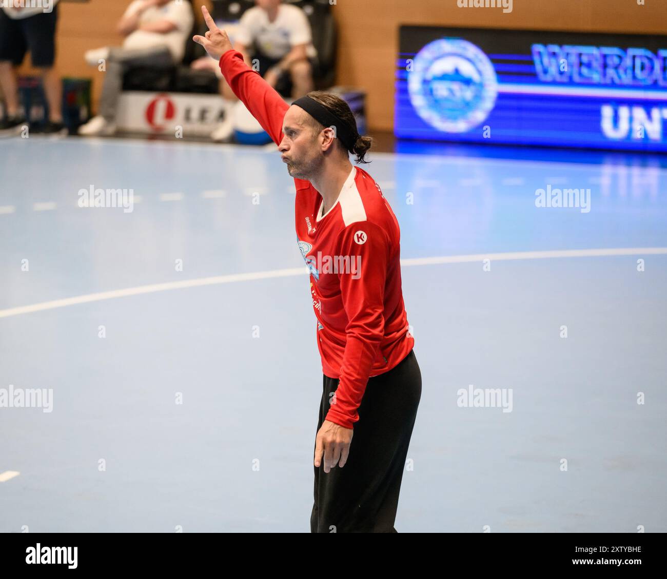 Silvio Heinevetter (ThSV Eisenach, #12) GER, ThSV Eisenach gegen sah-Skanderbork AGF, Handball, Diakin 1. Handballbundesliga Maenner, 2.Wartburg Cup, Spielzeit 2024/2025, Freitag, 16.08.2024, 20.30Uhr Foto: Eibner-Pressefoto/Martin Herbst Stockfoto