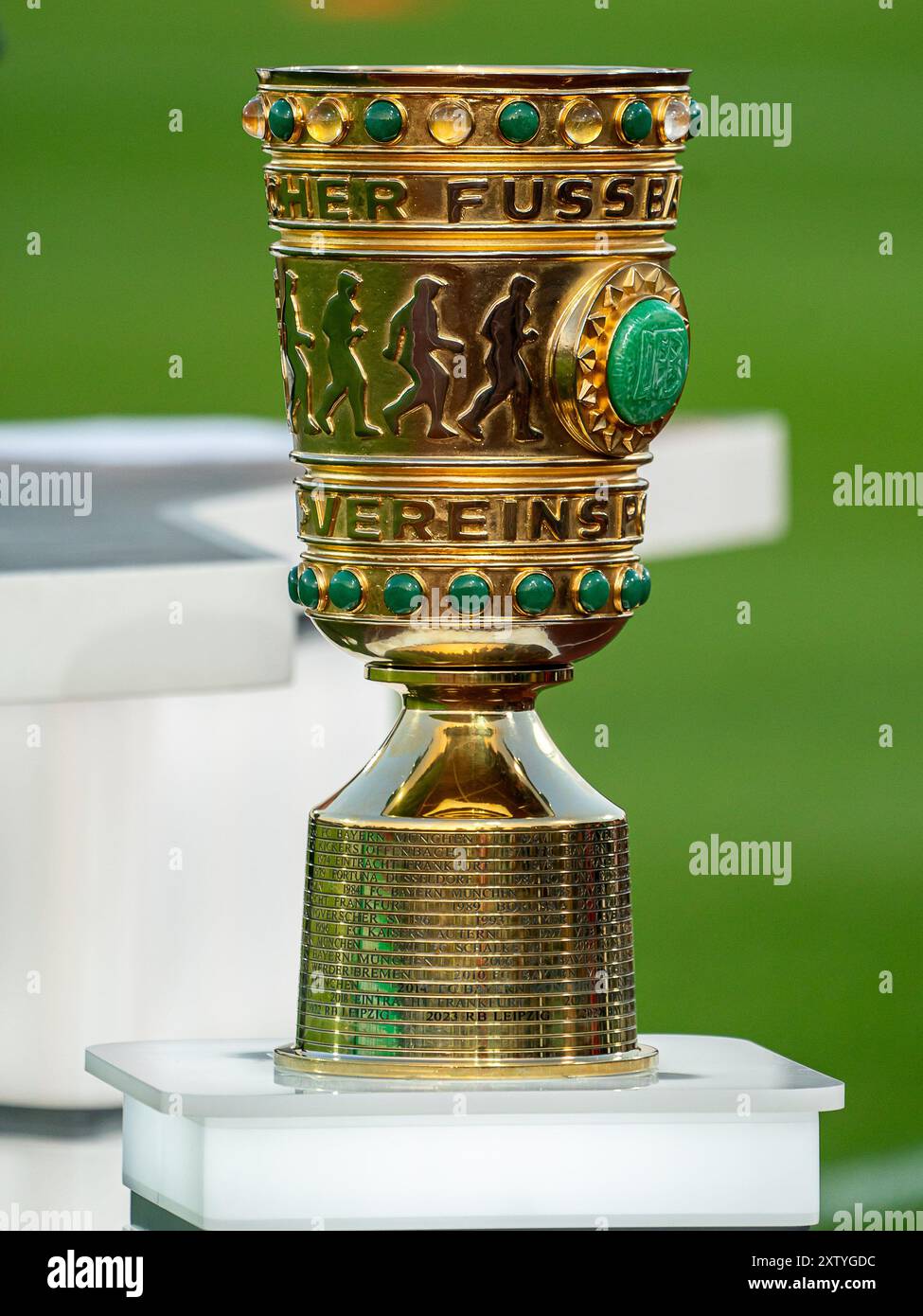 GER, SSV Ulm 1846 gegen FC Bayern München, Fussball, DFB-Pokal, 1. Runde, Spielzeit 2024/2025, 16.08.2024, DFB/DFL-Vorschriften verbieten die Verwendung von Fotos als Bildsequenzen und/oder Quasi-Video. Foto: EIBNER/Michael Schmidt Stockfoto