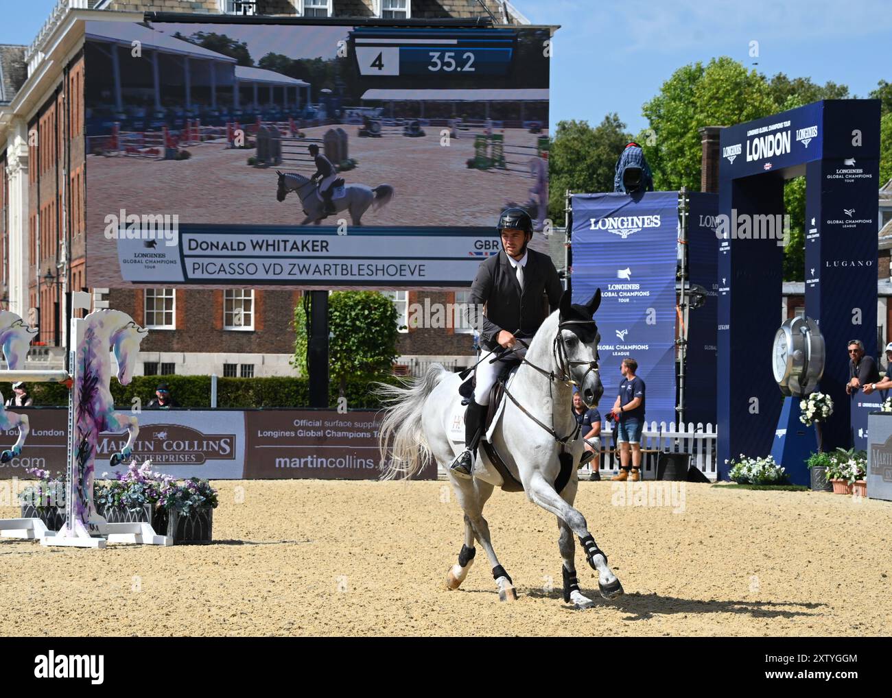LONDON, GROSSBRITANNIEN. August 2024. Donald Whitaker nahm an zwei Phasen des Springens im Royal Hospital Chelsea in London während der Longines Global Champions Tour Teil. Quelle: Siehe Li/Picture Capital/Alamy Live News Stockfoto