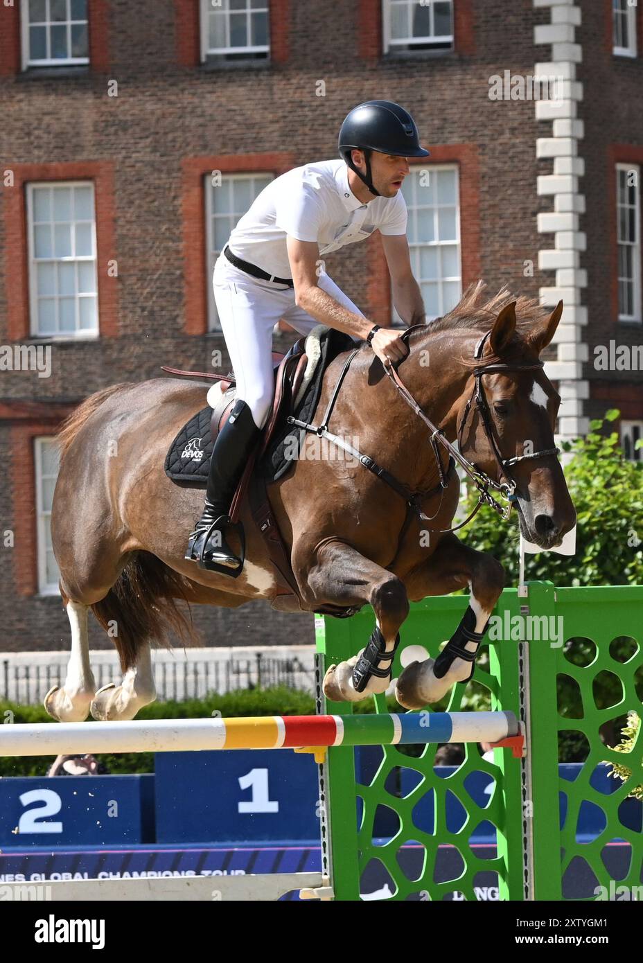 LONDON, GROSSBRITANNIEN. August 2024. Pieter Devos trat in zwei Phasen des Springens im Royal Hospital Chelsea in London während der Longines Global Champions Tour an. Quelle: Siehe Li/Picture Capital/Alamy Live News Stockfoto