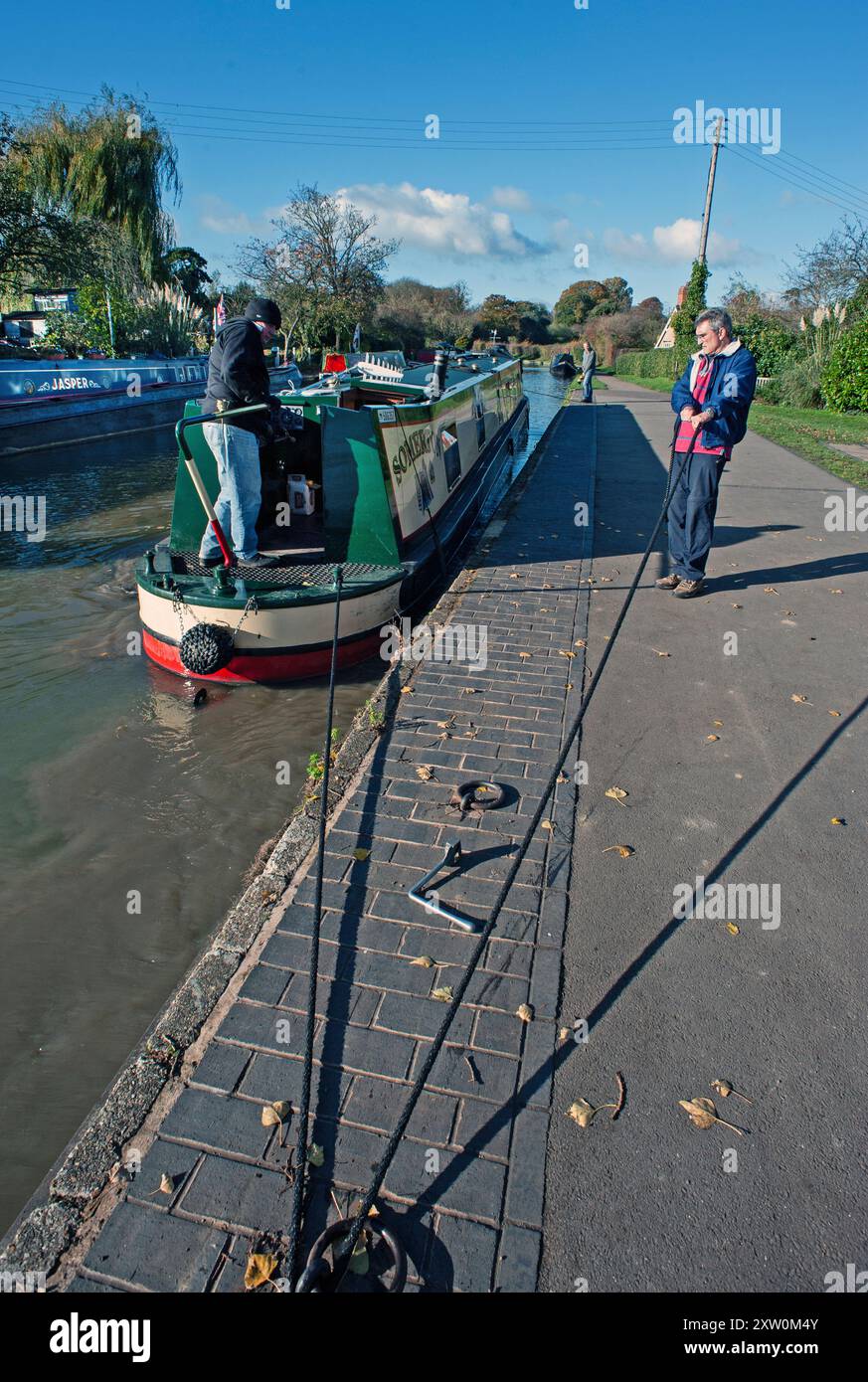 Ankerplatz auf dem Kanalboot, Grand union Canal, Stoke Bruerne, northamptonshire, england Stockfoto