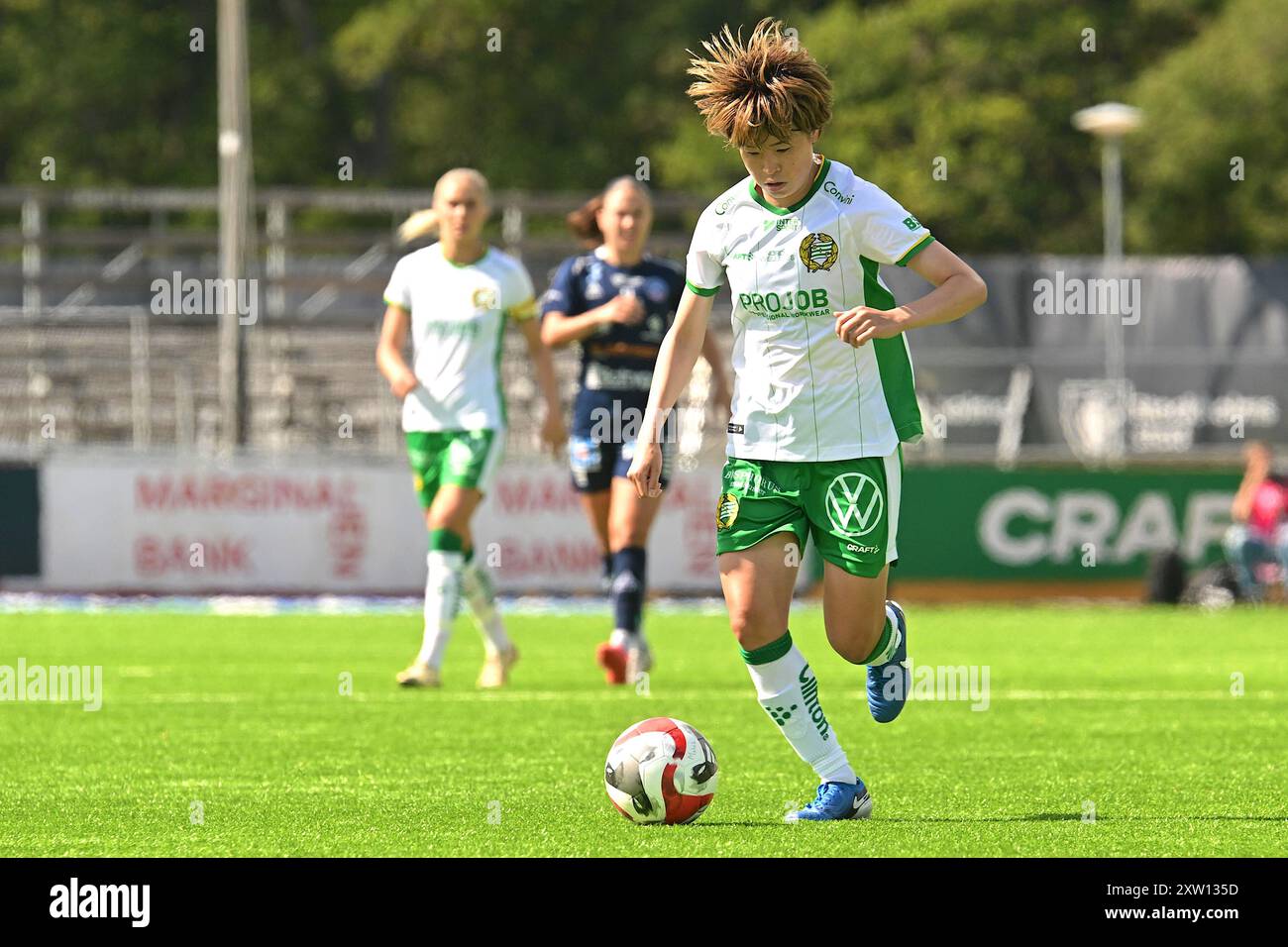 Vallingby, Schweden, 17. August 2024: Asato Miyagawa (6 Hammarby) während des Spiels in der schwedischen Liga OBOS Damallsvenskan am 17. August 2024 zwischen Hammarby IF und Linkoping FC bei Grimsta IP in Vallingby (Stockholm), Schweden (Peter Sonander/SPP) Credit: SPP Sport Press Photo. /Alamy Live News Stockfoto