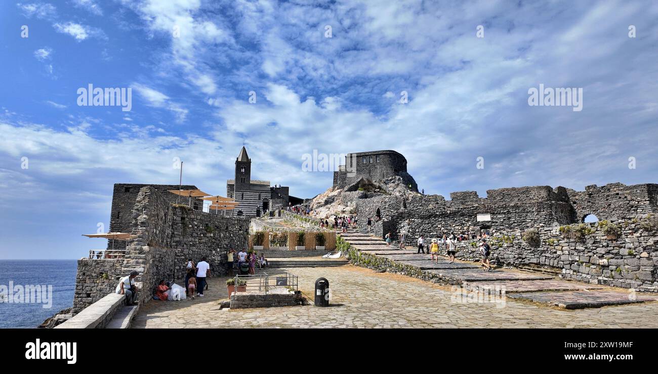 Die Kirche St. Peter in Portovenere. Porto Venere, Italien Stockfoto