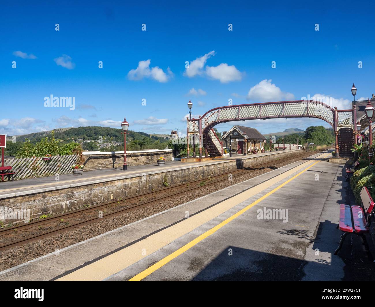 Siedler Station und Pen-y-Gent in der Ferne Stockfoto