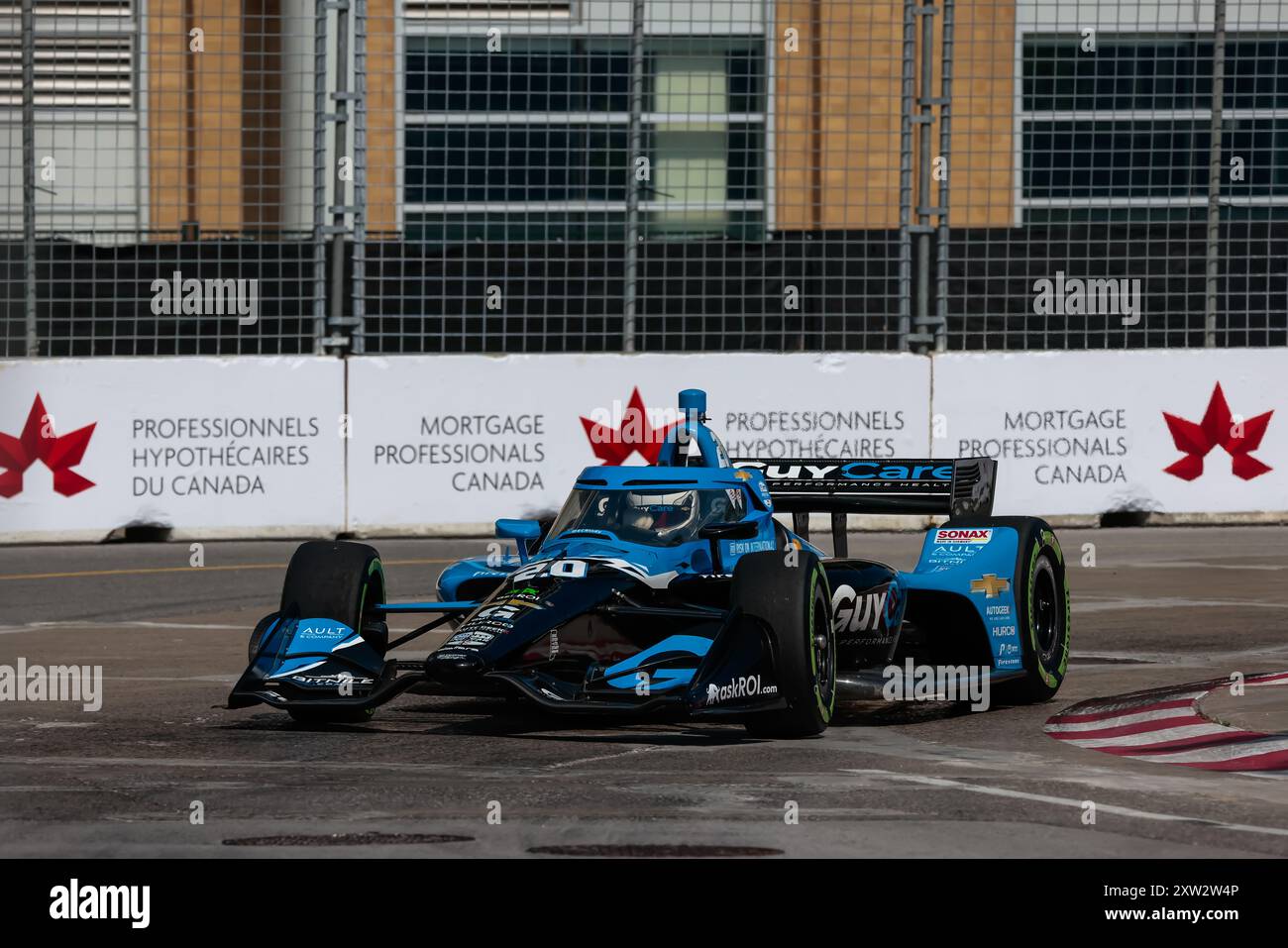 Toronto, ON, USA. Juli 2024. Der Fahrer DER NTT INDYCAR SERIE, ED CARPENTER (20) aus Indianapolis, Indiana, reist während eines Trainings für die Ontario Honda Dealers Indy Toronto in Toronto ON durch die Kurven. (Kreditbild: © Walter G. Arce Sr./ASP via ZUMA Press Wire) NUR REDAKTIONELLE VERWENDUNG! Nicht für kommerzielle ZWECKE! Stockfoto