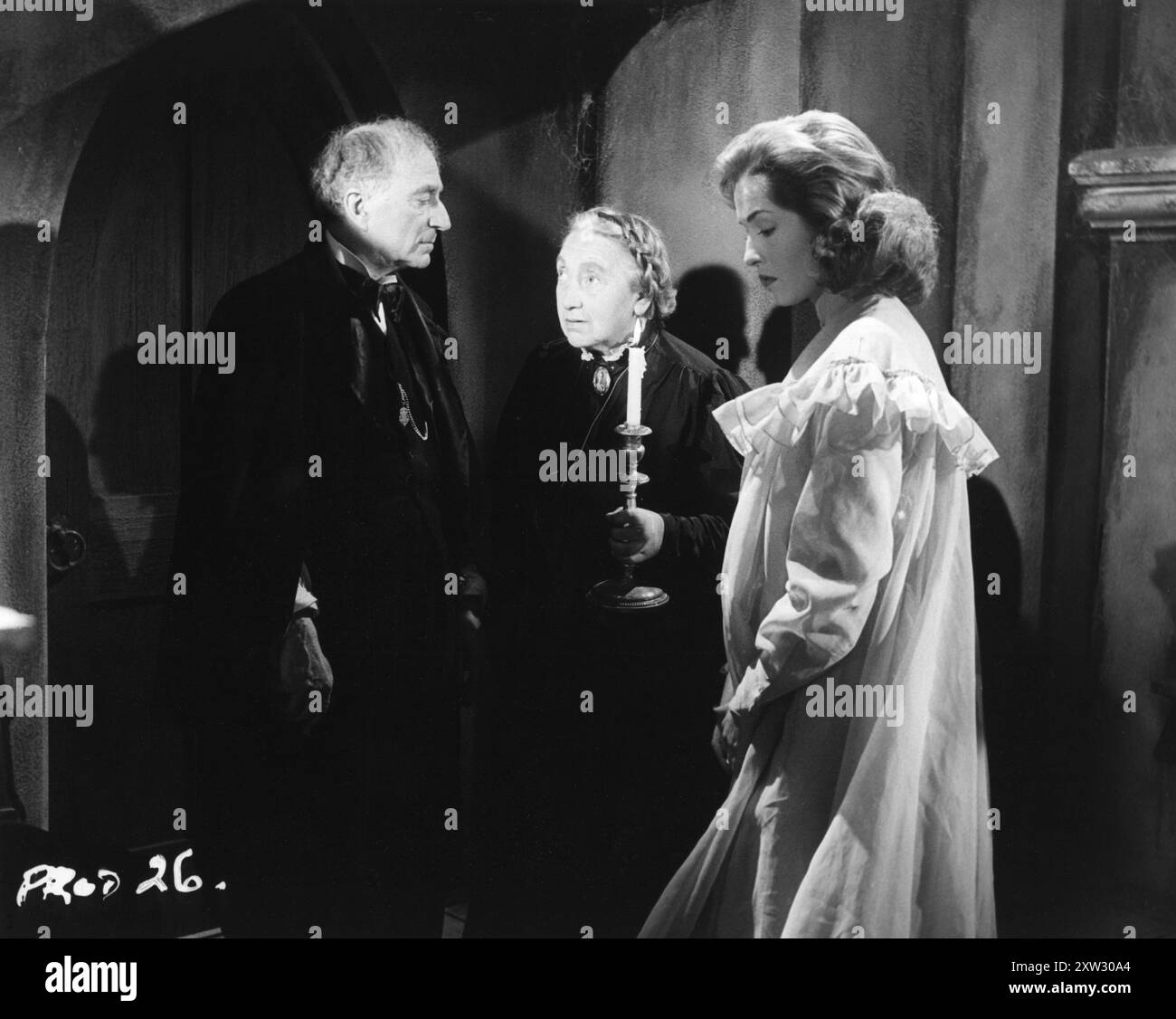 ERNEST MILTON, LILLY KANN und BARBARA SHELLEY in einer Szene aus CAT GIRL 1957 Regisseur ALFRED SHAUGHNESSEY Drehbuch LOU RUSOFF Insignia Films / Anglo-Amalgamated Film Distributors Stockfoto