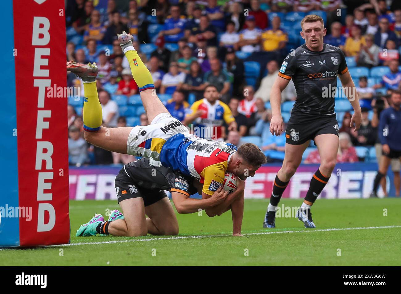 Leeds, Großbritannien. August 2024. *** Testen Sie London beim Magic Weekend Super League Spiel zwischen Hull FC und London Broncos am 17. August 2024 in der Elland Road in Leeds, England. Foto von Simon Hall. Nur redaktionelle Verwendung, Lizenz für kommerzielle Nutzung erforderlich. Keine Verwendung bei Wetten, Spielen oder Publikationen eines einzelnen Clubs/einer Liga/eines Spielers. Quelle: UK Sports Pics Ltd/Alamy Live News Stockfoto