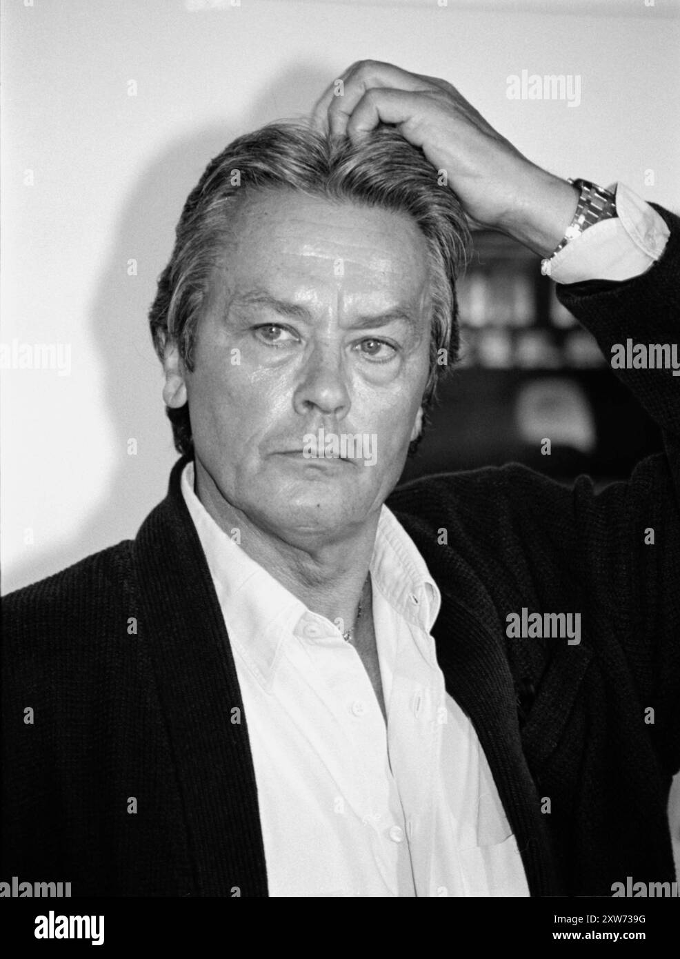 Alain Delon * 8. November 1935 in Sceaux ist Île-de-France ein französischer Filmschauspieler. Das Foto wurde auf der Berlinale am 17.02.1995 in Berlin aufgenommen. *** Alain Delon 8. November 1935 in Sceaux, Île de France ist ein französischer Filmschauspieler das Foto wurde auf der Berlinale am 17. 02 1995 in Berlin aufgenommen Stockfoto