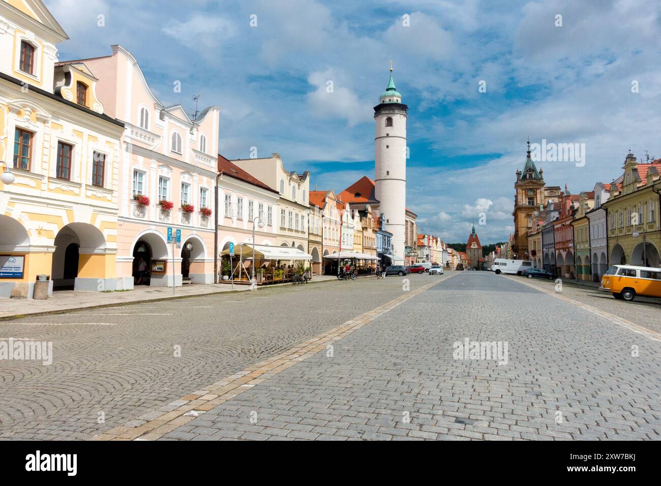 Domazlice Tschechische Republik Taus Tschechien Hauptplatz mit Turm Stockfoto