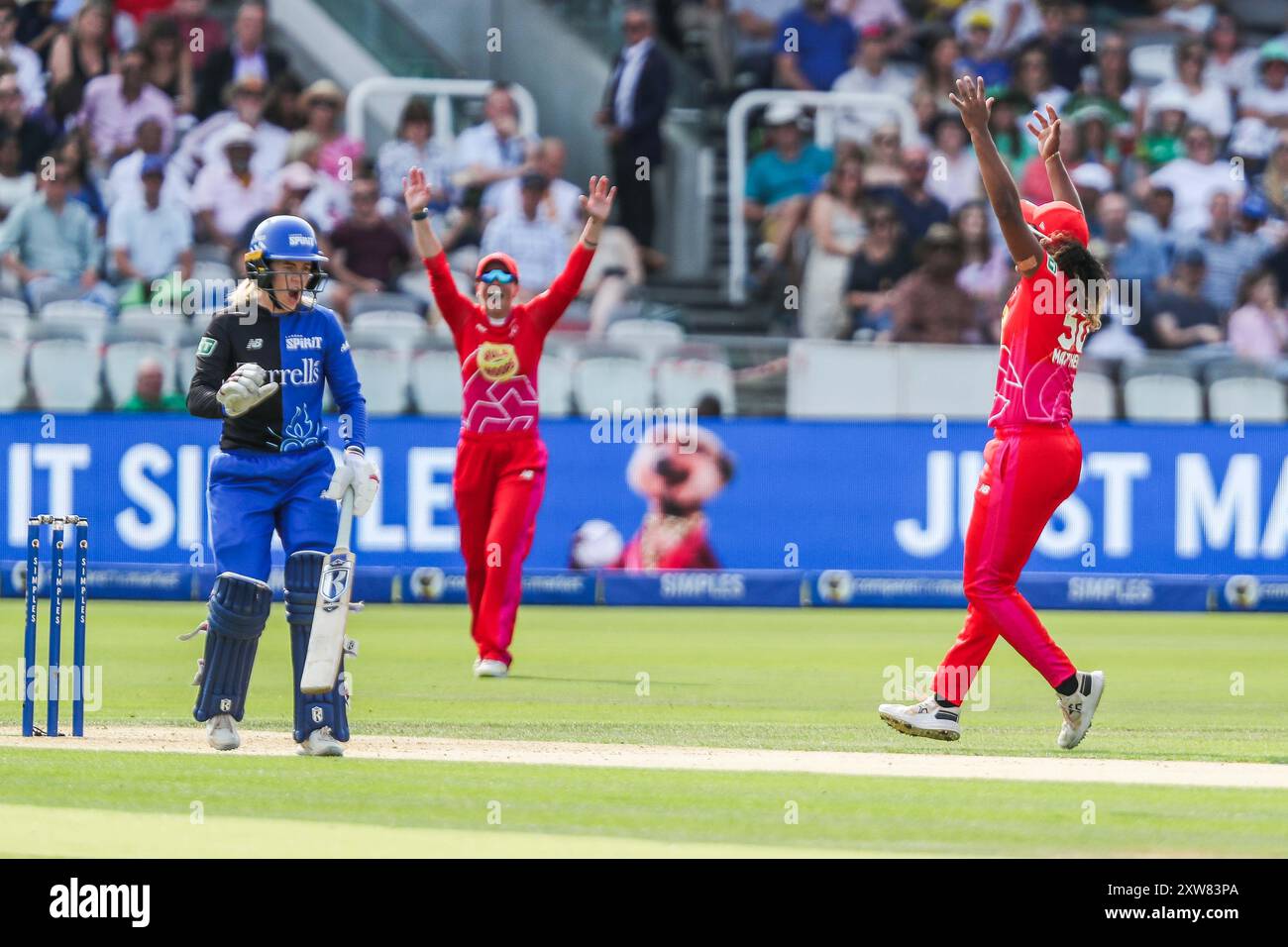 Hayley Matthews von Welsh Fire reagiert während des Finalspiels der Hundred Women's Final Match Welsh Fire Women vs London Spirit Women at Lords, London, Großbritannien, 18. August 2024 (Foto: Izzy Poles/News Images) Stockfoto