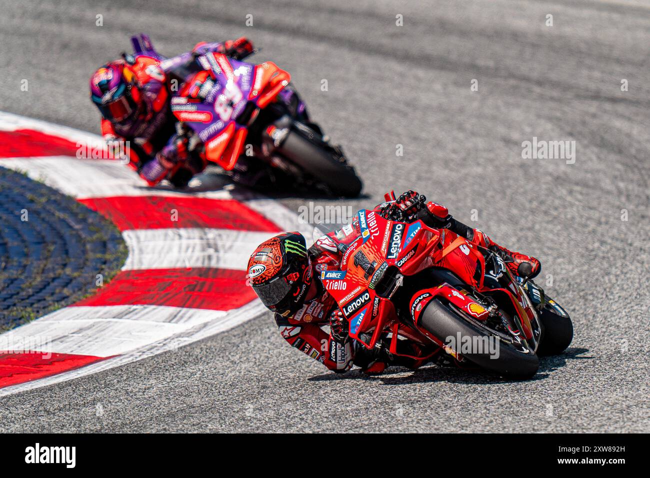 Spielberg, Österreich. August 2024. SPIELBERG, ÖSTERREICH - 18. AUGUST: Francesco Bagnaia aus Italien und Ducati Lenovo Team während der MotoGP of Austria - Rennen - Qualifying am Red Bull Ring am 18. August 2024 in Spielberg, Österreich.240818 SEPA 01 001 - 20240818 PD4168 Credit: APA-PictureDesk/Alamy Live News Stockfoto