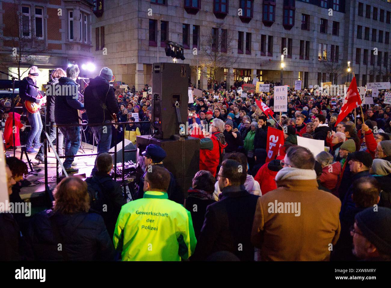 Bad Kreuznach, Deutschland. 30. Januar 2024. Demokratie unterstützen Demonstration., Demokratie Verteidigen. Stockfoto