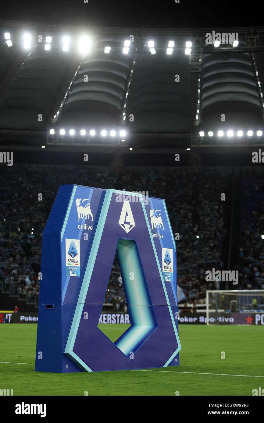 Rom, Italien 18.08.2024 : der neue Sponsor der Serie italienische Fußballmeisterschaft Serie A Enilive 2024-2025 Match SS Lazio gegen Venezia FC im Stadio Olimpico in Rom am 18. August 2024. Stockfoto