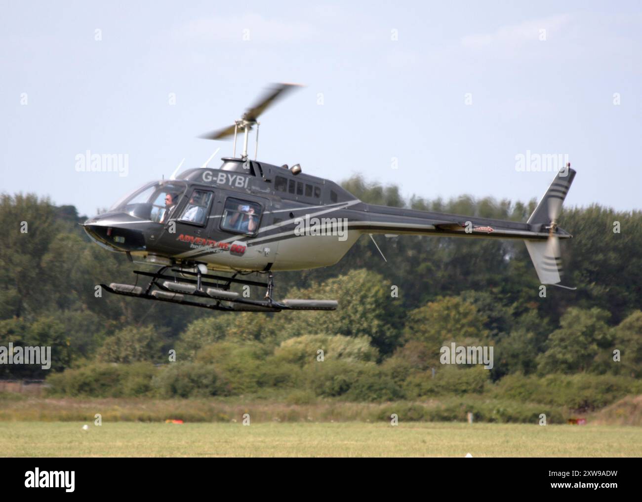 Ein Bell 206B JetRanger III am Flughafen Brighton City Stockfoto