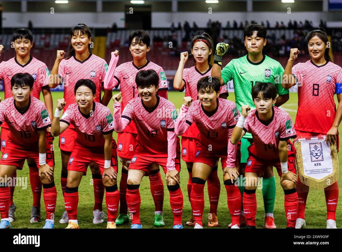 Hayeon Mun, Dain Han, Yebin Bae, Garam Chun, Seran Lee, Eunyoung Lee, Dayeong Ko, Hyeonjin Be, Suin Lee, Torhüter Kyeonghee Kim und Eunju Kim von K Stockfoto