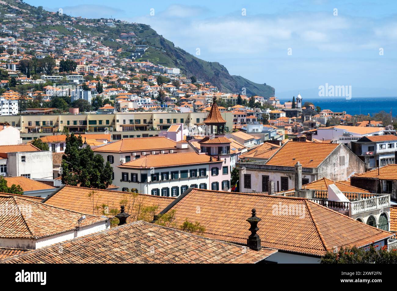 Die historische Stadt Funchal, Madeira, Portugal, Geburtsort der Fußballikone Ronaldo Stockfoto