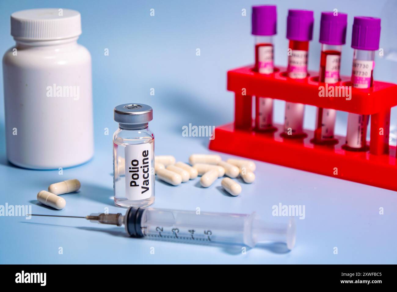 Nahaufnahme des Polio-Impfstoffes,Konzept der medizinischen Gesundheit Stockfoto