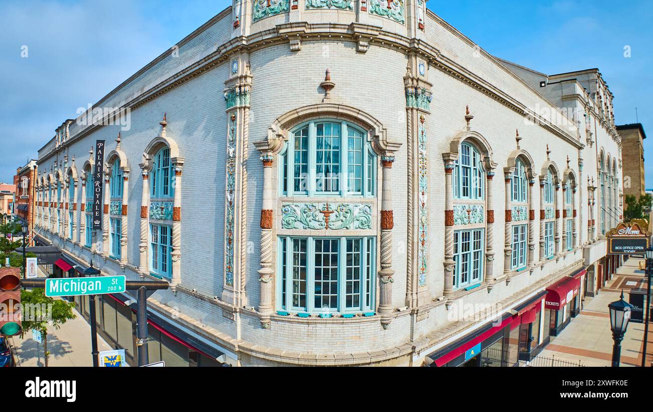 Luftaufnahme des historischen Palais Royale auf der Michigan Street South Bend Stockfoto