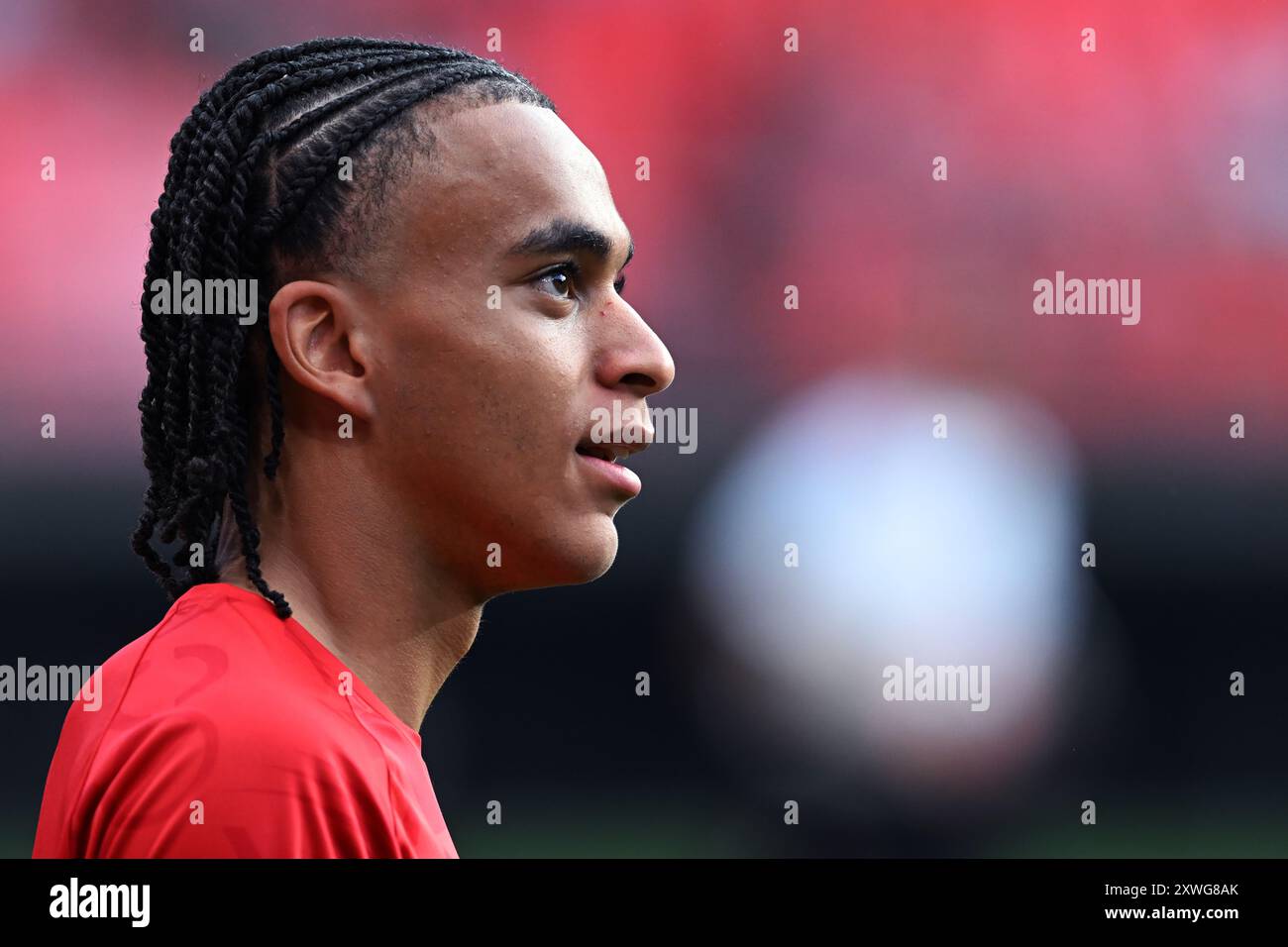 VALENCIENNES - Ethan Mbappe von Lille OSC während der dritten Qualifikationsrunde der UEFA Champions League zwischen Lille OSC und Fenerbahce SK im Stade du Hennegau am 6. August 2024 in Valenciennes, Frankreich. ANP | Hollandse Hoogte | GERRIT VAN KEULEN Stockfoto