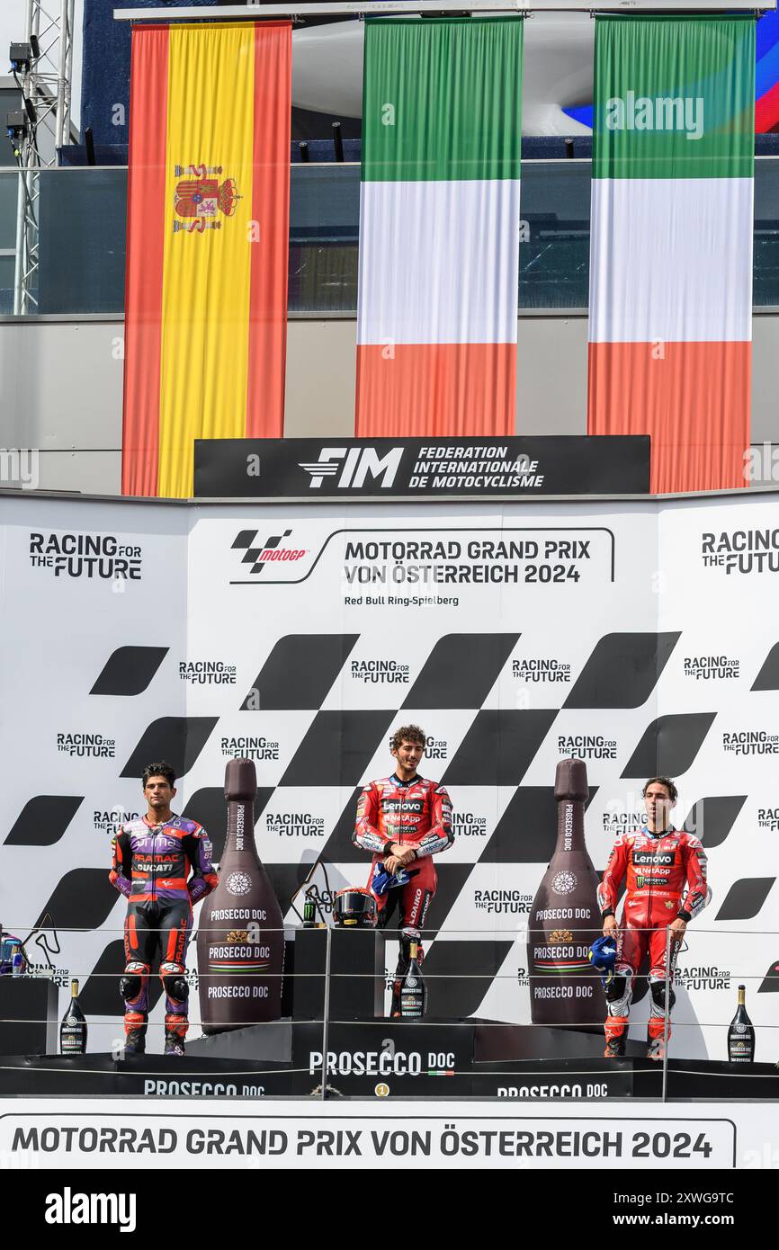 Das Podium des MotoGP Motorrad Grand Prix von Österreich 2024 mit Jorge MARTIN (SPA) - Prima Pramac Racing (links), Francesco BAGNAIA (ITA) - Ducati Le Stockfoto