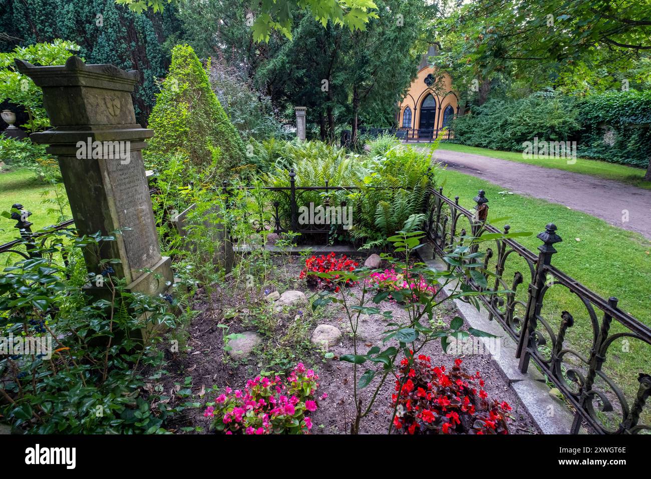 Grabstein auf dem Assistens Friedhof in Kopenhagen, Dänemark Stockfoto