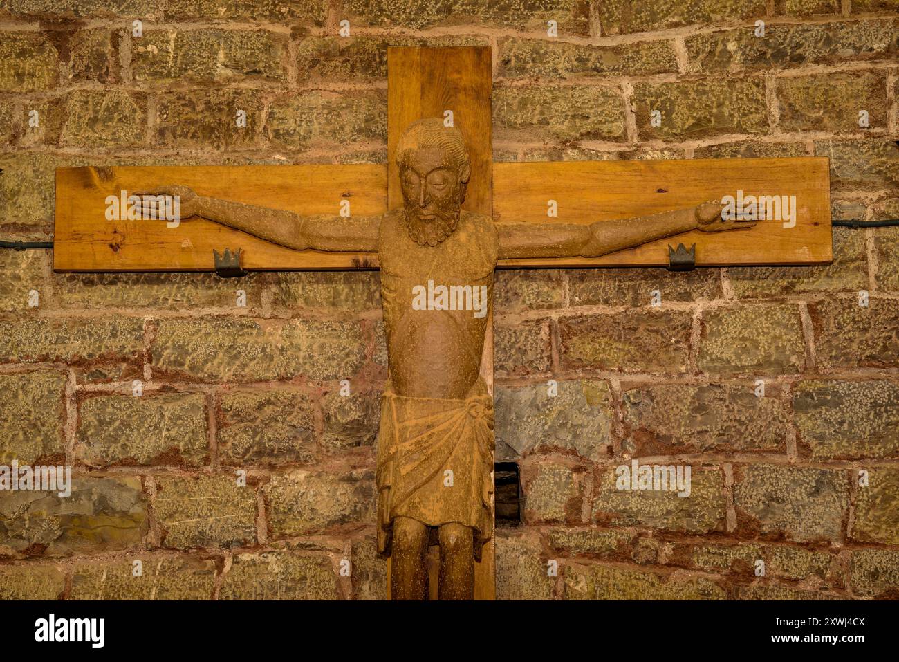 Skulptur in der Kirche Sant Pere de Montgrony (Ripollès, Girona, Katalonien, Spanien, Pyrenäen) ESP Escultura al Interior de St Pere de Montgrony Stockfoto