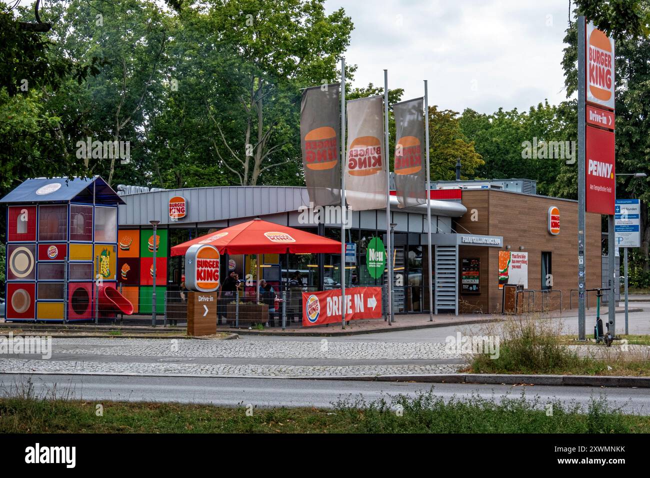 Burger King Fast Food Outlet, Tempelhofer Damm 28-30, Tempelhof-Schöneberg, Berlin, Deutschland Stockfoto