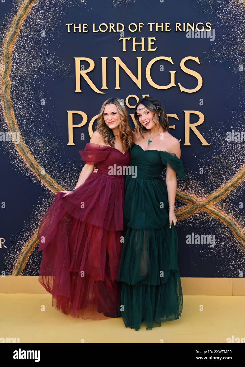 LONDON, GROSSBRITANNIEN. August 2024. Alice Johnson-Roach und Bella Prichard nehmen an der Weltpremiere von The Lord of the Rings: The Rings of Power – Staffel 2 im BFI SOUTHBANK in London Teil. (Quelle: Siehe Li/Picture Capital/Alamy Live News Stockfoto