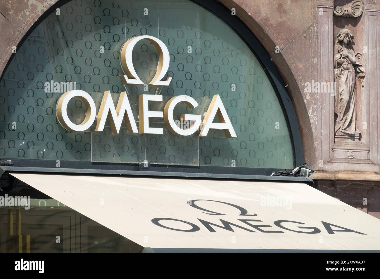 Omega Logo Schweizer Luxusuhr Prag Tschechische Republik Stockfoto