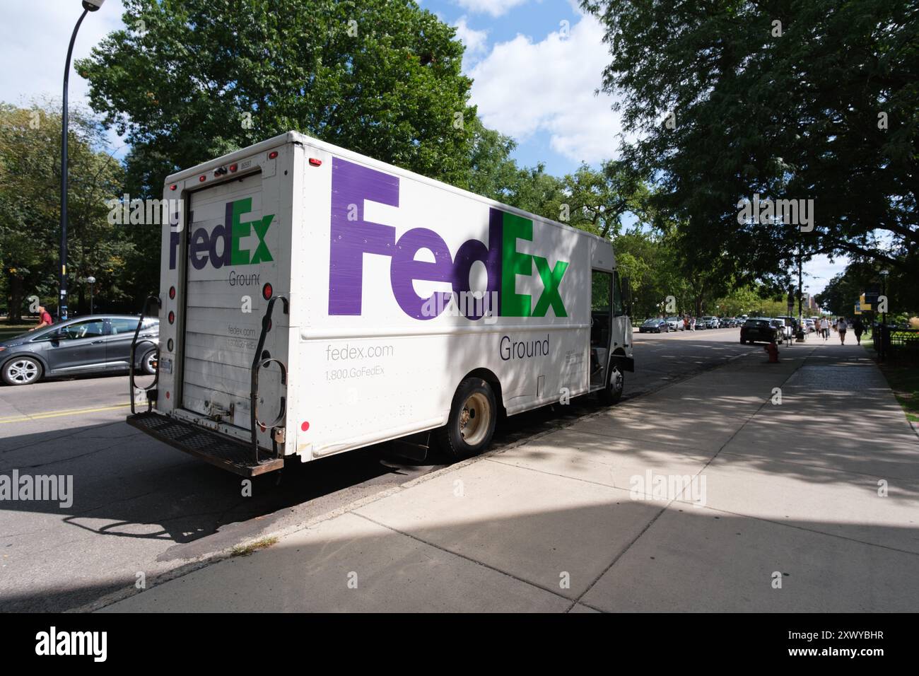 FedEx Bodentransporter in Ann Arbor Michigan USA Stockfoto
