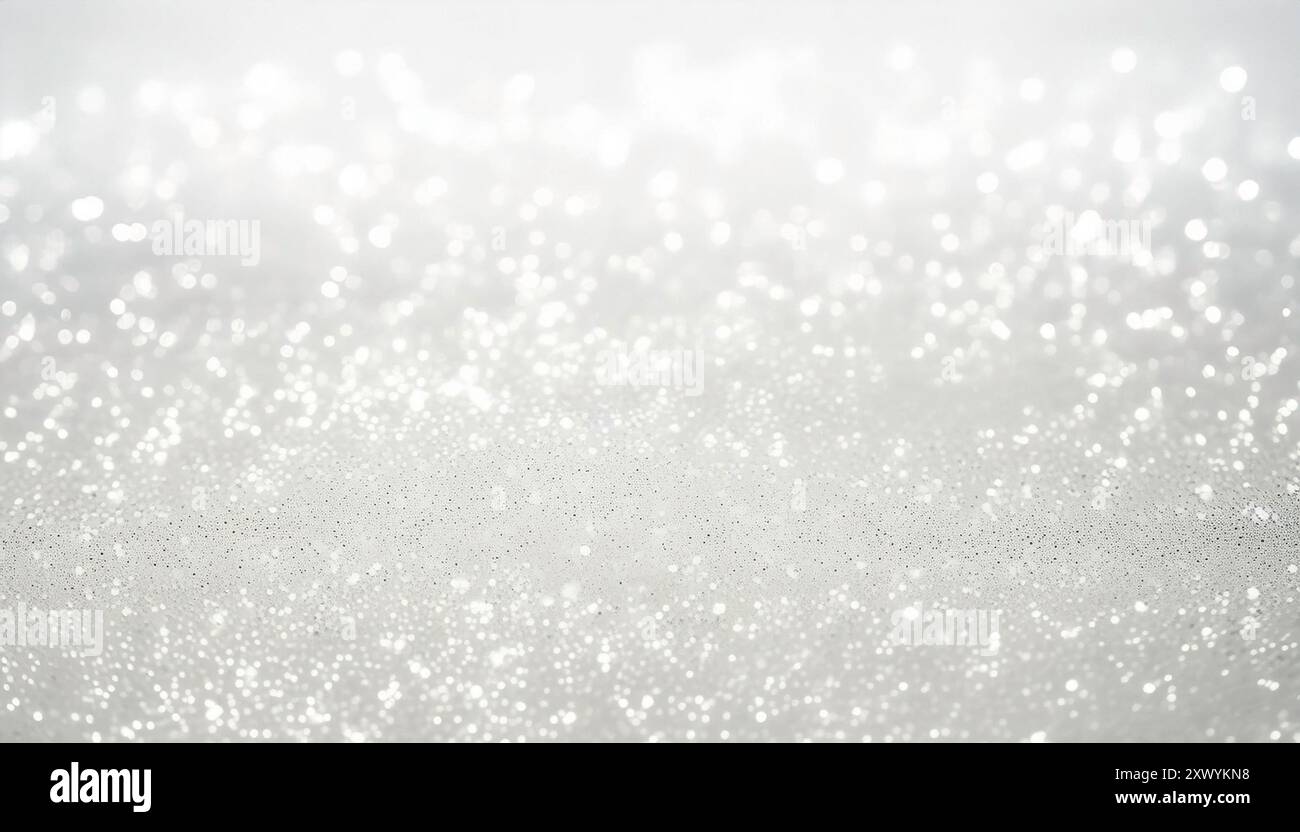 Nahaufnahme des hellen weißen Schnees, funkelnder Glitzer Frosty Textur – minimalistischer Winter Wonderland Hintergrund für festliche, Weihnachtsfeiertage Stockfoto