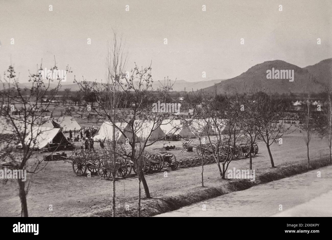 Zweiter Anglo-Afghanischer Krieg. Schlacht von Peiwar Kotal. Vintage-Foto von Waffen, die im Peiwar Kotal aufgenommen wurden. Afghanistan. 1878-1880 Stockfoto