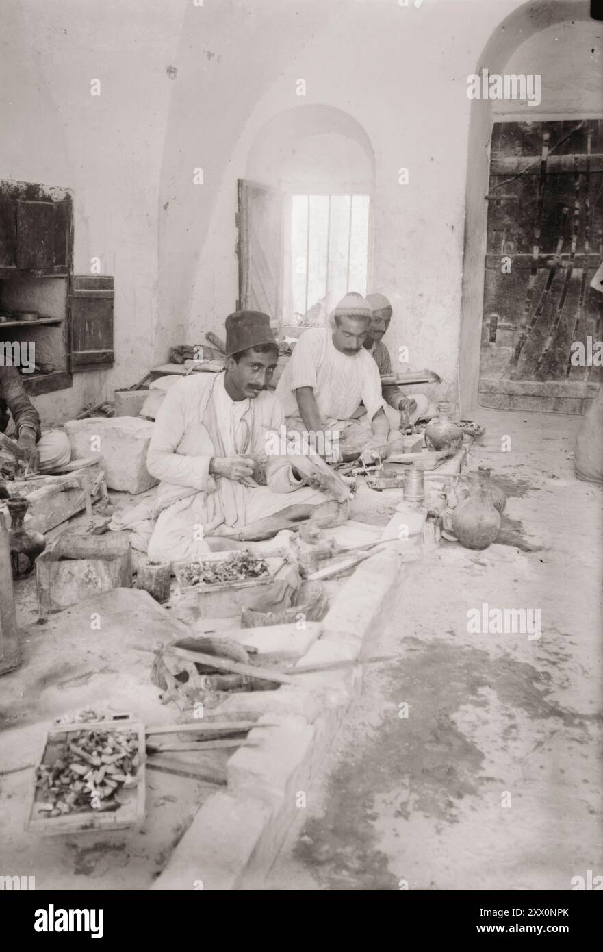 Das Leben in Palästina im frühen 20. Jahrhundert. Mutter der Perle Arbeiter in Bethlehem. Das Historische Palästina. Osmanisches Reich. 1900-1920 Stockfoto