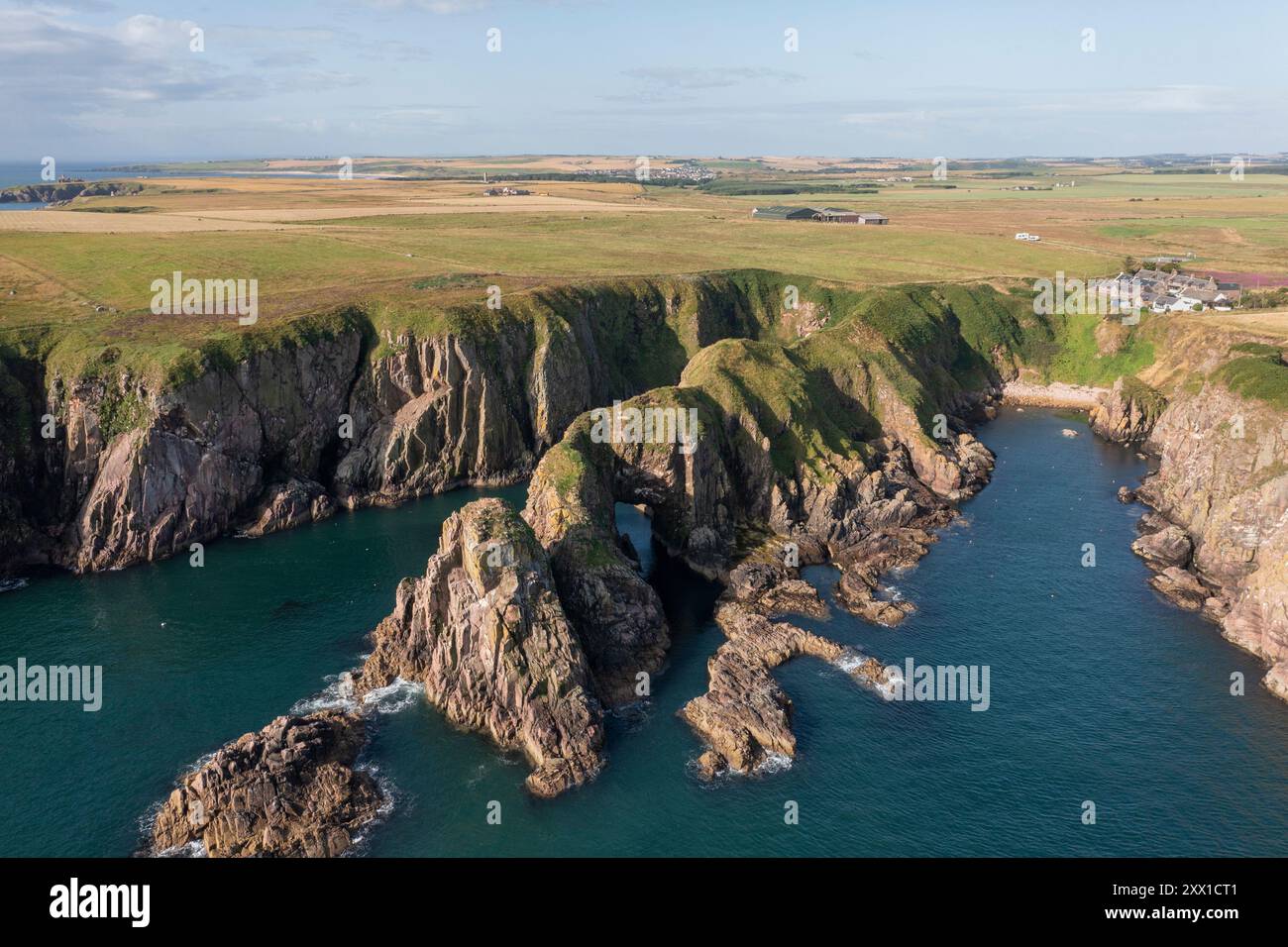 Bullers of Buchan Coast nahe Cruden Bay, Aberdeenshire, Schottland, Großbritannien. Stockfoto