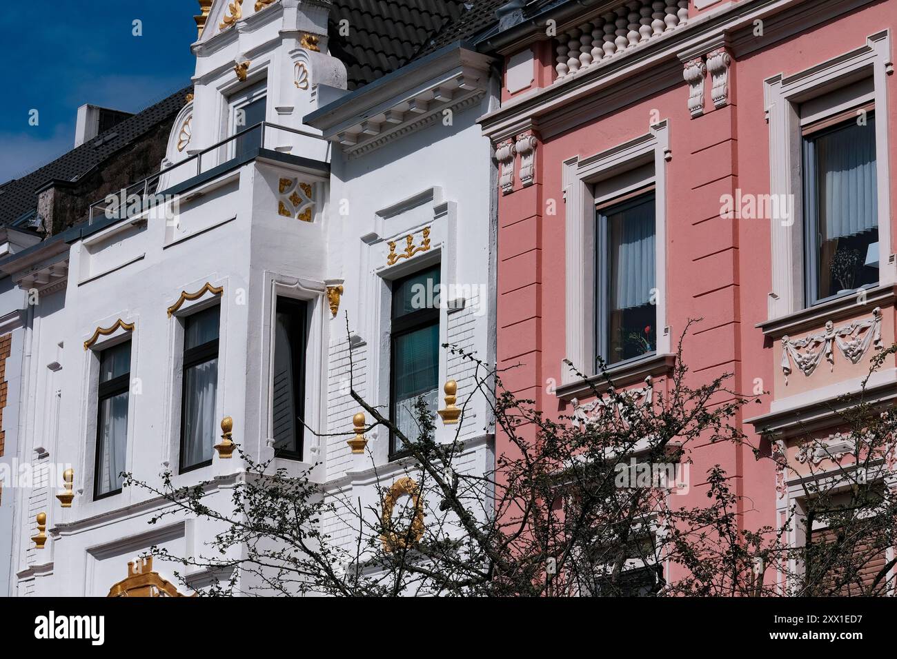 Düsseldorf 21.08.2024 Wohnungen Wohnungsnot Mietswohnung Mieten Mietpreis soziale Wohnungsbau Sozialwohnung Immobilien Wohnraummangel Wohnung Baustelle Neubau Mehrfamilienhaus Mietspiegel Mietpreisspiegel Immobilie Wohnungsmangel Baustau Wohnimmobilie Wohnungsimmobilien Mietpreise Altbau Leerstand Baumaterial Baustoffe Ballungsgebiet bezahlbarer Wohnraum CO2-Preis CO2 Bundes-Klimaschutzgesetz Heizen Heizung Klimapaket Mieter Vermieter Mietpreisbremse Klimasteuer Energiewende Büro Homeoffice Home-Office Konjunkturpaket Grundsteuererklärung Wohngeld Grundsteuererklärung Wohngeld Wohngeld Wohngeld Wohngeld Stockfoto