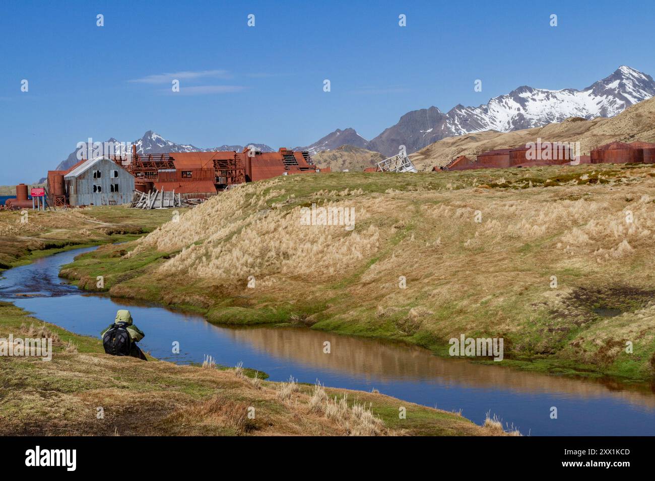 Blick auf die verlassene Walfangstation in Stromness Bay in Südgeorgien im südlichen Ozean, Polarregionen Stockfoto