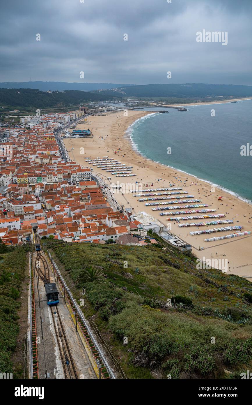 Blick auf die Stadt Nazare, Oeste, Portugal, Europa Stockfoto